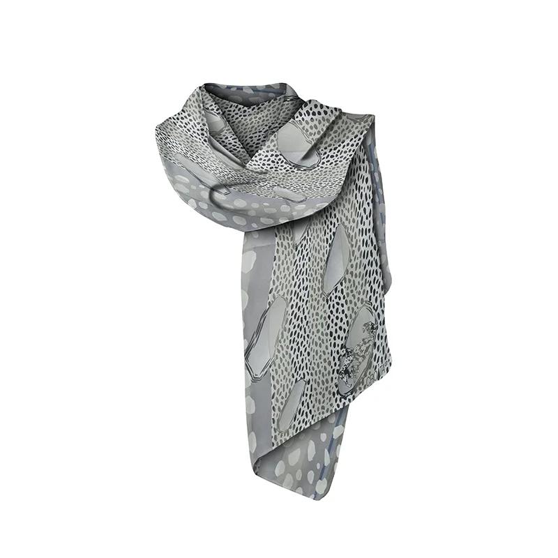 Shawl CROATA Thematic  Dalmatian dog Light grey  Silk 100%  
